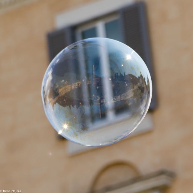 piazza_bubble